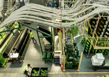 The Vital Function of Information Middle Know-how in Remodeling the Manufacturing Trade